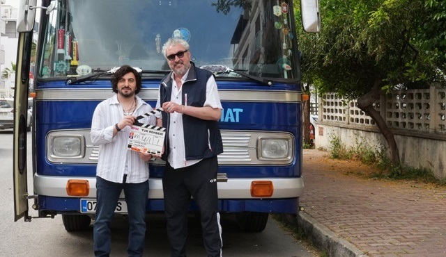 Tur Rehberi filmi okuma provasının ardından sete çıktı!