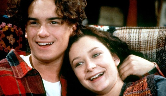 Johnny Galecki, Roseanne dizisinde yer almak için görüşmelere başladı
