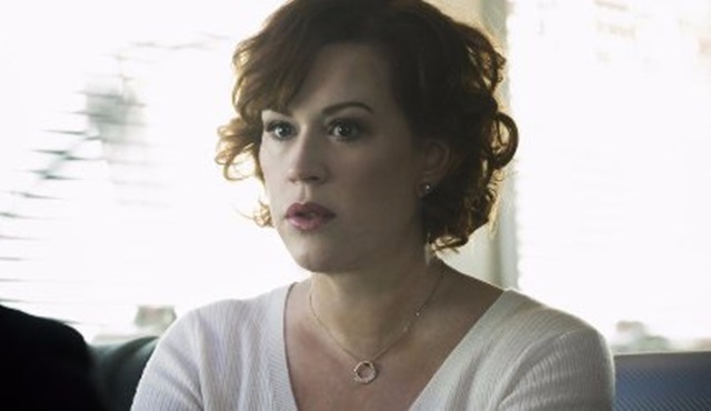 Molly Ringwald, Riverdale'e geri dönüyor