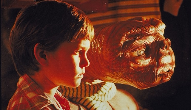 Oscar’lı Steven Spielberg filmi E.T. ATV'de ekrana geliyor! 