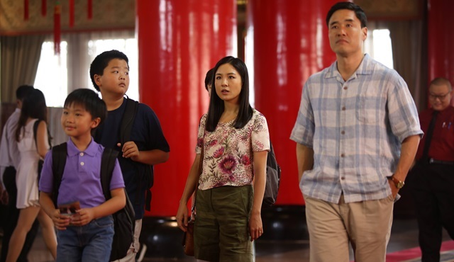 “Fresh Off the Boat” Amerikan rüyasına kaldığı yerden devam ediyor!