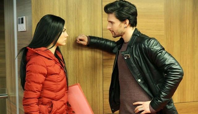 Çilek Kokusu: Another crisis in Aslı and Burak’s relationship