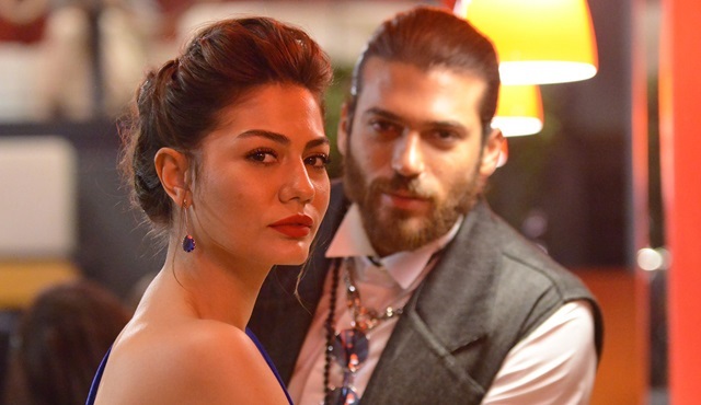 Divinity, Erkenci Kuş'un İspanya'da yayınlayacağı ismi sosyal medyaya sordu