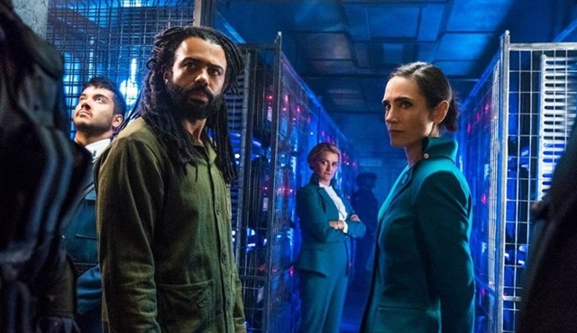 Snowpiercer filminin dizi uyarlaması TNT'ye transfer oldu