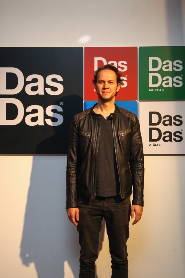 DasDas