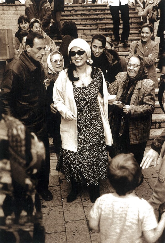 Nilgün Öneş Arşivi
