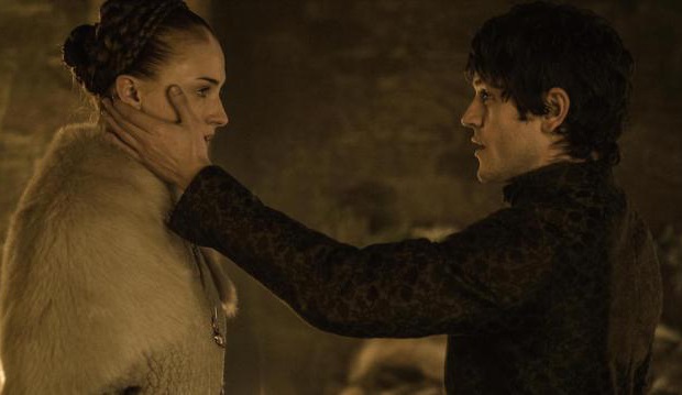 Game of Thrones'un tecavüz sahnesi tepki almaya devam ediyor