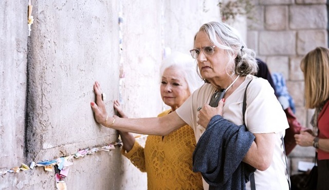 Transparent, 4. sezonu başlamadan 5. sezon onayını aldı