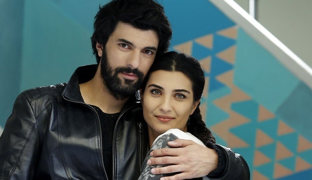 Tuba Büyüküstün'ün Sefirin Kızı dizisinden ilk görüntüleri yayınlandı!