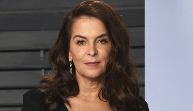 Luke Cage'de ikinci sezonun kötüsünü Annabella Sciorra canlandıracak