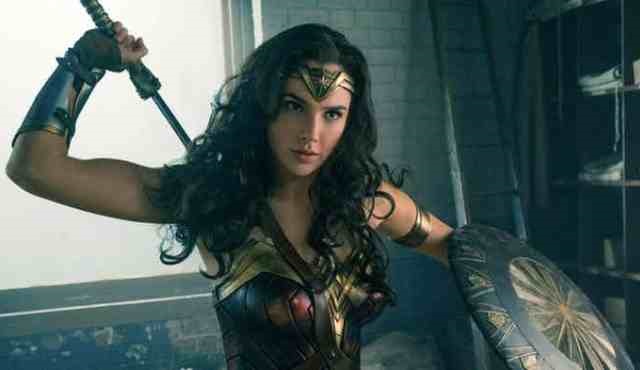 Wonder Woman 'resmen' en başarılı 20 filmden biri!