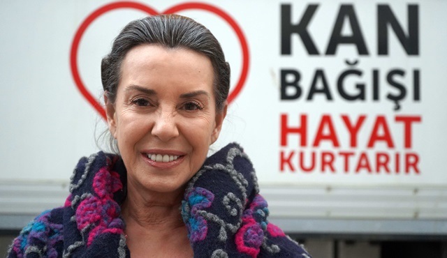 Çukur ekibi sette Kızılay’ın gezici ekibini ağırladı!