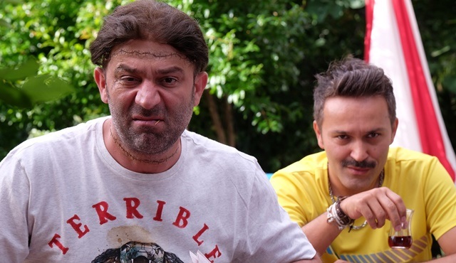 Şevket Çoruh ve Ayçin İnci, “Canavar Gibi Türk İşi Frankeştayn” filmiyle ilgili konuştu!