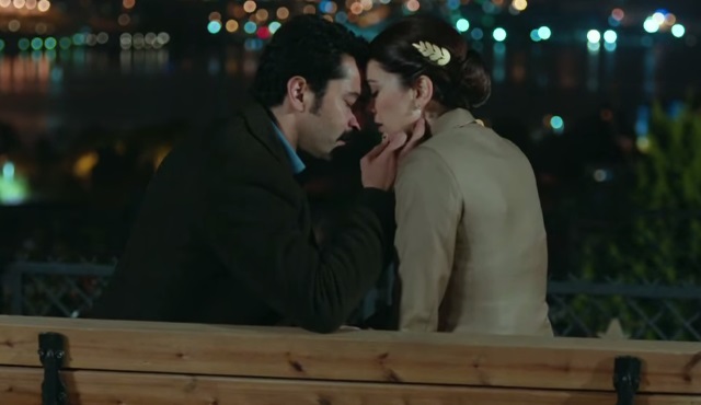 Böyle ayrılık olmaz