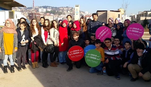 Öğrencilerden Filinta setine ziyaret!