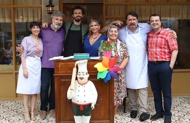 Setten İlk Kareler
