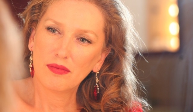Malatya Film Festivali'nde rengârenk bir kadın: Suzan Kardeş!