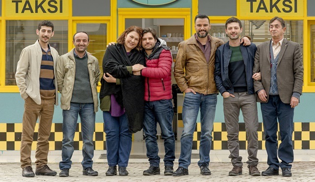 İşte Dostlar Mahallesi dizisinin Dostlar Durağı!