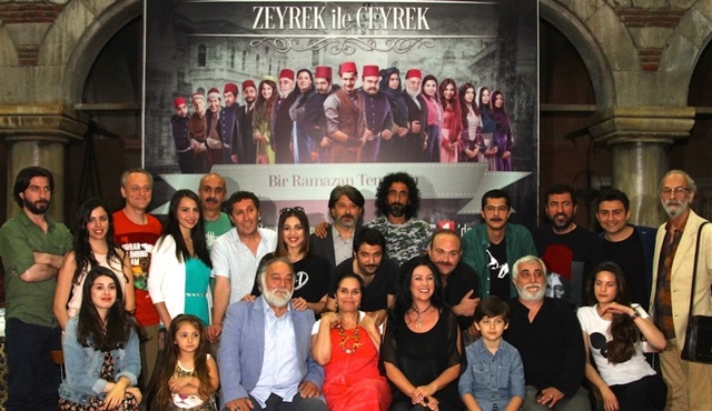 Zeyrek ile Çeyrek dizisi oyuncuları basın toplantısı gerçekleştirdi!