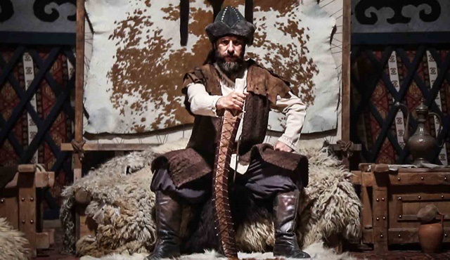 Diriliş Ertuğrul | Akça Bey replaces Tuğtekin