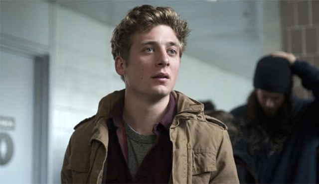 Jeremy Allen White, Julia Roberts'ın yeni dizisi Homecoming'in kadrosunda