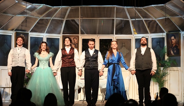 Sevmek İçin Yaz oyunu 4 Nisan’da yeniden BKM’de!