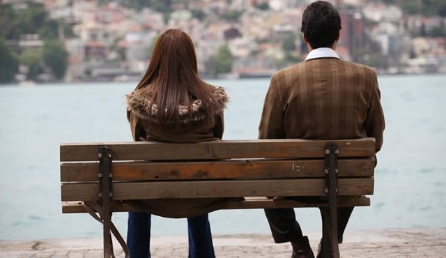Bir şey acır içimde bu göğsüme ne kattın? *