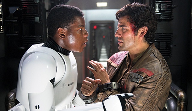 Star Wars: Bölüm VII - Güç Uyanıyor filminden yeni kareler geldi