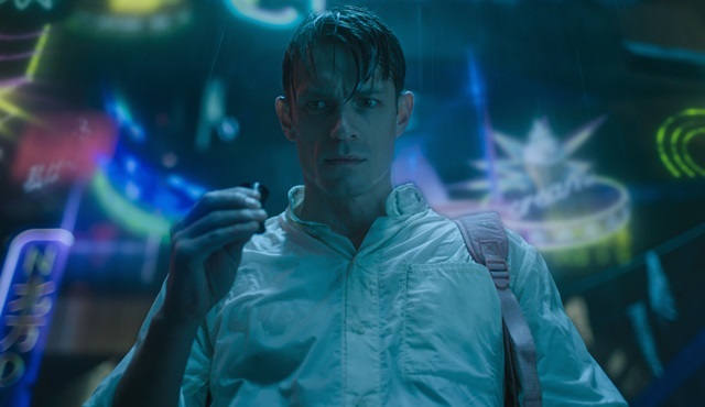Altered Carbon ve Coach Snoop 2 Şubat'ta Netflix Türkiye'de!
