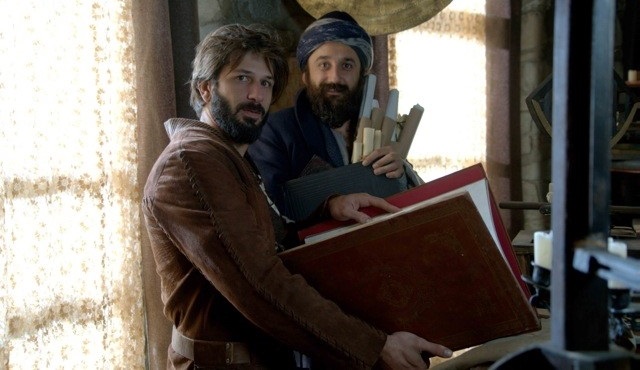 İşte Muhteşem Yüzyıl Kösem’in Evliya Çelebi ve Hezarfen Çelebi'si!