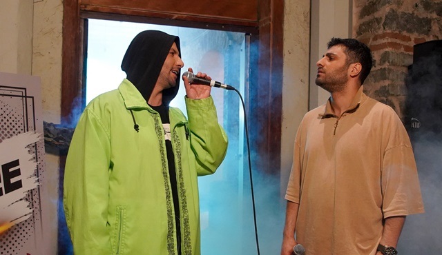 Menajerimi Ara dizisinde Ozbi ve Sokrat St rap atışması yapıyor!