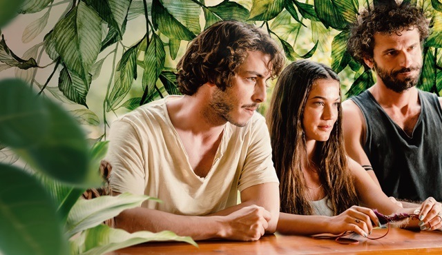 Netflix'in yeni filmlerinden Aşkın Kıyameti'nin tanıtımı yayınlandı