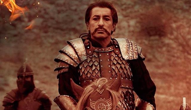 Erkan Petekkaya, Deliler Fatih filmi için Drakula oldu!