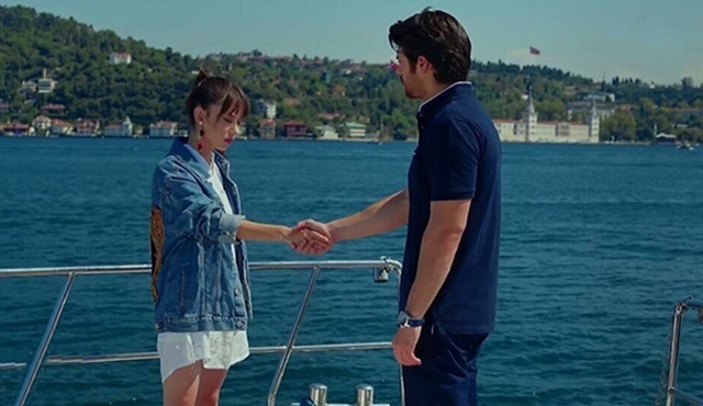 Dolunay: Mağdur aşçı zalim patrona aşık