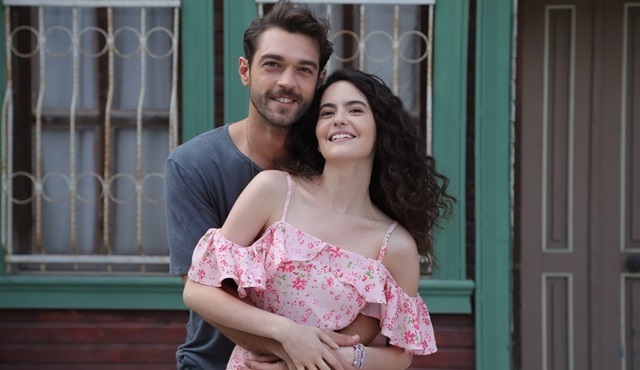 Çatı Katı Aşk dizisinde bu ikili çok sevildi!