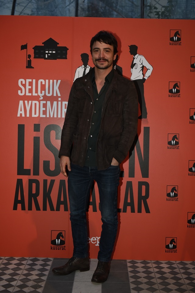Liseden Arkadaşlar Lansman