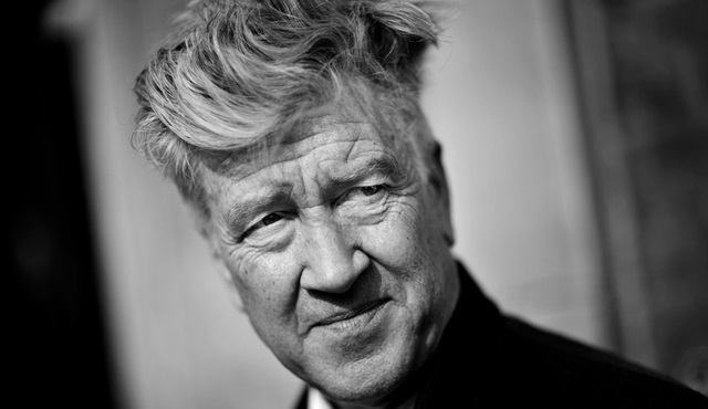 KISA KISA: Twin Peaks'e David Lynch şoku!