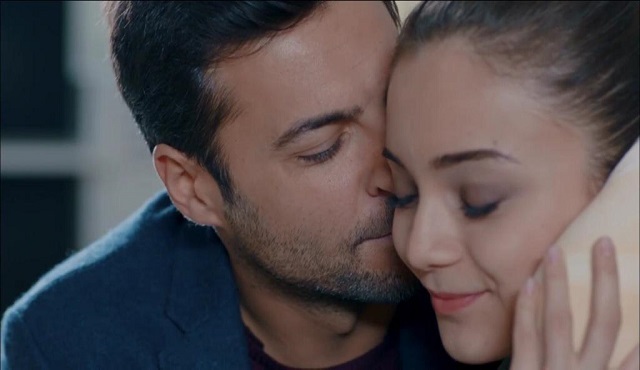 Çocuksun sen, alnına kırlangıçlar konan…