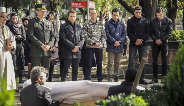 Söz dizisine Fatma mı yoksa Ateş mi veda edecek?