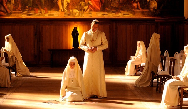The Young Pope'un Japonya yayınının anlaşması MIPCOM'da yapıldı