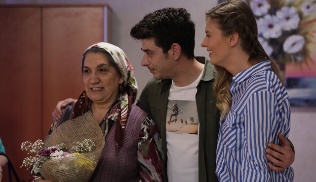 Anamız Var 2 filmi Tv'de ilk kez Fox Türkiye'de ekrana gelecek!