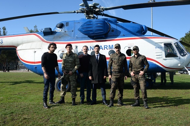 İsimsizler - Set