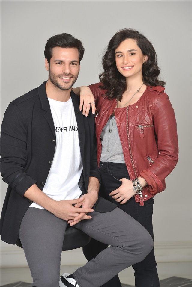 Hayatımın Aşkı'ndan İlk Karaler