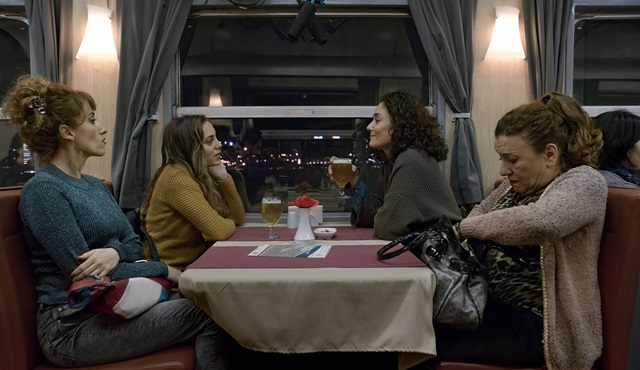 Pelin Esmer’in ödüllü son filmi “İşe Yarar Bir Şey” Tallinn Black Nights Film Festivali’nde!   