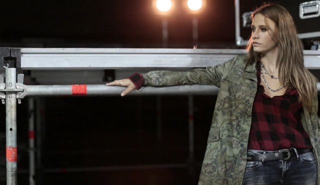 Serenay Sarıkaya'lı Mavi Sonbahar-Kış reklamından kamera arkası yayınlandı!