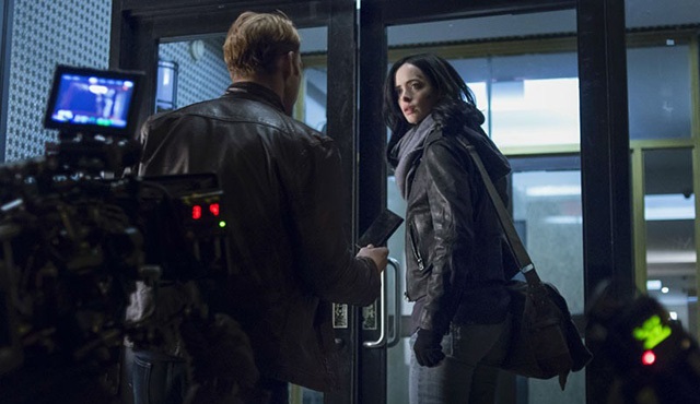 Jessica Jones dizisinden yeni fotoğraflar geldi