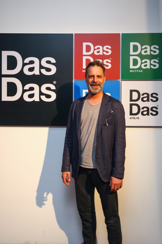 DasDas