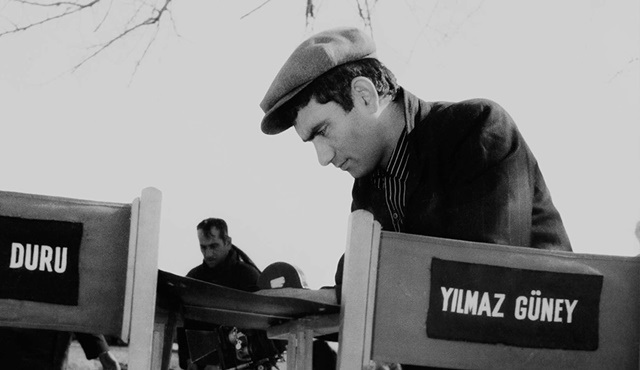 Çirkin Kral Efsanesi filmi 26 Ekim'de vizyona girmeye hazırlanıyor!