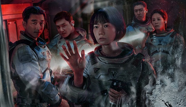 Netflix'in yeni Kore dizisi The Silent Sea'nın resmi fragmanı yayınlandı!