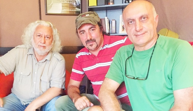 Mezarcı filminin müziklerini Erkan Oğur yapacak!